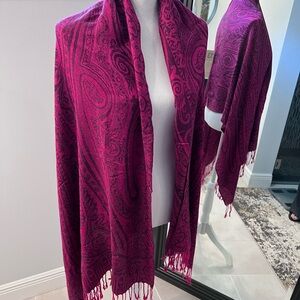 Elegant Paisley Scarf - Pink